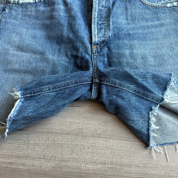 AGOLDE Rumi Mid Length Short - size 31 - Picture 4 of 7